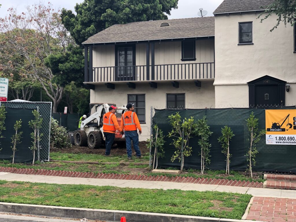 Exterior Demolition Services Los Angeles, CA - Demoleaders