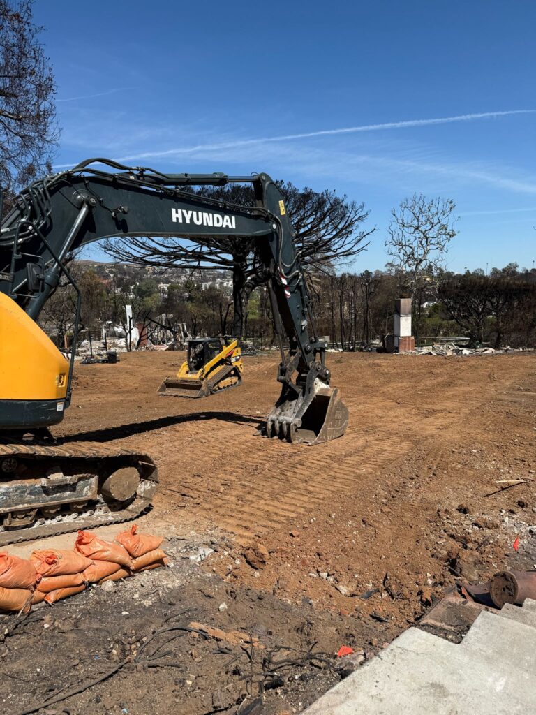 Mudslide Services Los Angeles, CA, USA Demo Leaders Inc.